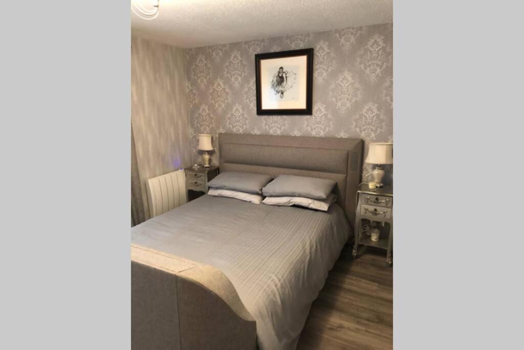 Largs Sea Front, Modern Apartment エクステリア 写真